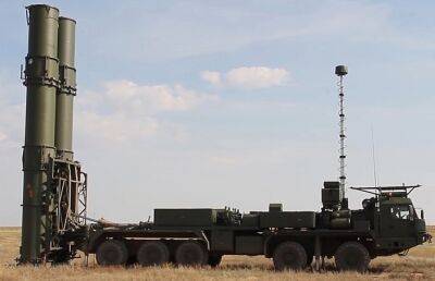 На вооружение России начала поступать зенитная ракетная система нового поколения С-500