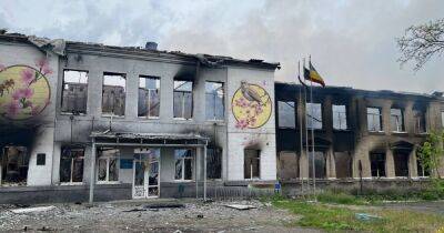Сгорела дотла: ВС РФ обстреляли школу Авдеевки фосфорными бомбами (фото)