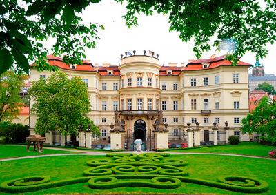 Лобковицкий дворец в Праге на один день откроют для туристов