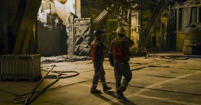 Без "Азовстали". Как металлургия Украины теряет мощности во время войны