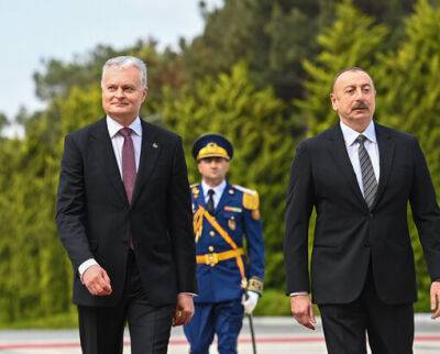 Науседа обсудил с главой Азербайджана ситуацию с безопасностью, сотрудничество