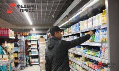 Волгоградские чиновники порадовались снижению цен в двух магазинах