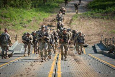 Армия США объявила о предстоящем развертывании подразделений в ответ на вторжение в Украину