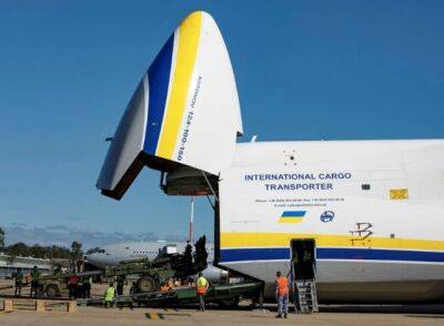 Австралия ускоряет переброску военной помощи Украине по воздуху