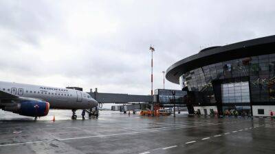 Великобритания ввела санкции против "Аэрофлота" и "Уральских авиалиний"