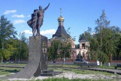 У Харкові знесли пам’ятник Олександру Невському, який зігував "русскому міру"