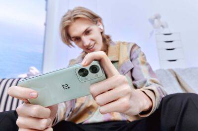 Новинки OnePlus: смартфон Nord 2T с быстрой зарядкой 80 Вт за €399, более доступная модель Nord CE 2 Lite за €299 и TWS-наушники Nord Buds за €49