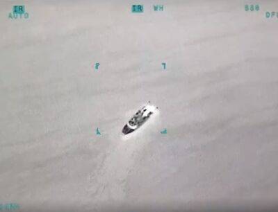 В Черном море у острова Змеиный уничтожены 2 российских катера (видео) | Новости Одессы
