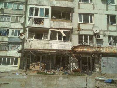 Оккупанты обстреляли многоэтажки в Запорожье, погибли два человека