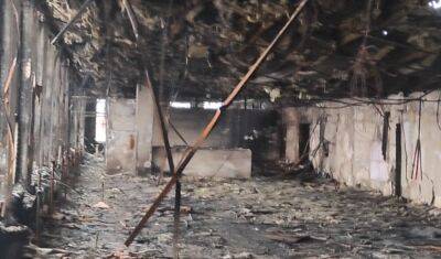 Жители Ишима публикуют фотографии сгоревшего ТВЦ «Гагаринский»