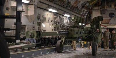 Помощь для ВСУ. Пентагон показал подготовку гаубиц M777 к отправке в Украину