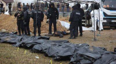 В Киевской области обнаружили восемь массовых захоронений мирных жителей