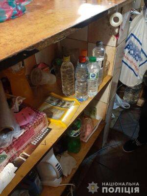 В Харькове поймали еще одного «предпринимателей», продающего алкоголь, несмотря на запрет (фото)