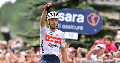 Велоспорт. «Джиро д’Италия»-2022. Итоги 15 этапа. Чикконе победил, Карапас упал, но остался в розовом