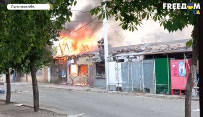 У Сєвєродонецьку через обстріли окупантів загорівся центральний ринок: відео