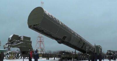 В РФ вновь угрожают ядерным оружием и обещают поставить на дежурство 50 ракет "Сармат"