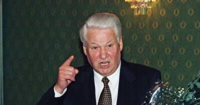 Зеленский в Давосе призвал следовать заветам Ельцина
