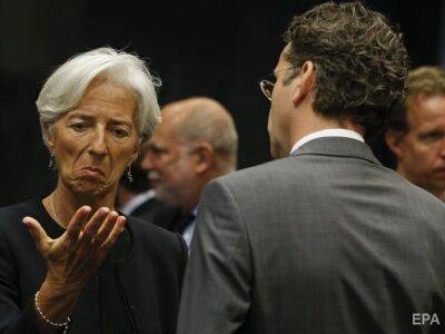 "Они ничего не стоят". Глава ЕЦБ Кристин Лагард призвала регулировать криптовалюты на фоне падения биткойна