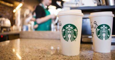 Starbucks полностью уходит из России. Сотрудники будут уволены