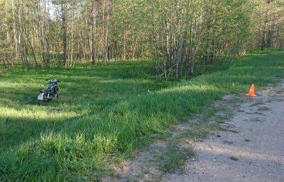 Мотоциклист вылетел с дороги в Тверской области