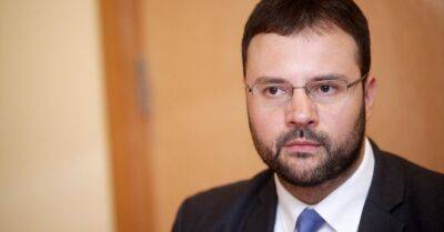 Кандидат в премьеры от “Прогрессивных” – стратегический менеджер Rail Baltica Каспарс Бришкенс