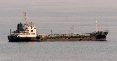 Из-за санкций в море застряло рекордное количество российской нефти, — Reuters