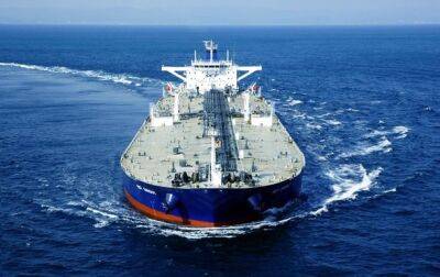 62 млн баррелей российской нефти застряли в море из-за санкций