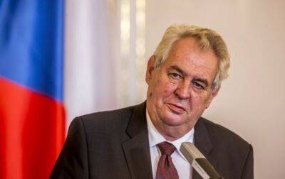 Президент Чехии не разрешил 11 гражданам вступить в ВСУ