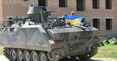 БТР, военные грузовики и внедорожники: Литва предоставит Украине военную помощь
