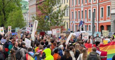 ФОТО: В Риге прошел пикет в поддержку закона о гражданском союзе