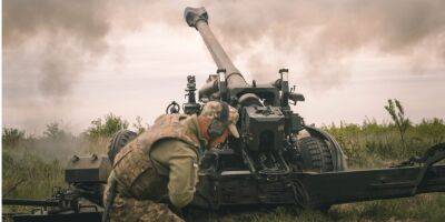 «Уже уничтожают врага на передовой». Украинские военные показали боевую работу гаубиц FH70