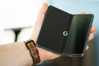 Google снова отложила выход складного смартфона Pixel Notepad — теперь он ожидается не раньше весны 2023 года