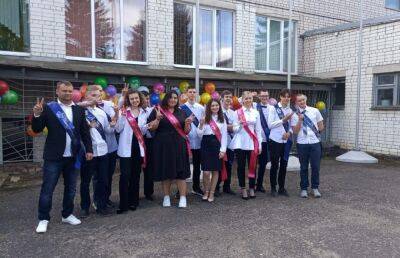 В Тверской области выпускники одной из школ отказались от дорогих нарядов в пользу благотворительности