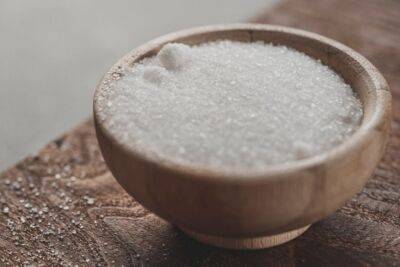 Світу загрожує дефіцит цукру: один з найбільших постачальників обмежує експорт