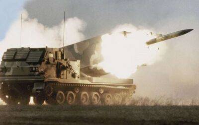 США передадут Украине дальнобойные системы залпового огня MLRS