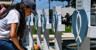 Меган Маркл в Техасе почтила память погибших во время стрельбы детей