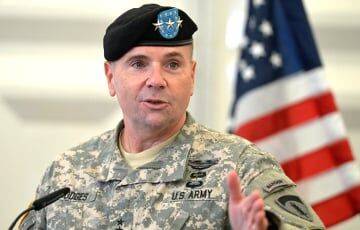 Генерал США Ходжес: До конца лета Украина оттеснит врага на позиции 23 февраля