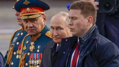Путин отменил верхнюю возрастную границу для контрактников