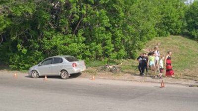 В Новосибирске иномарка сбила 11-летнего мальчика на самокате