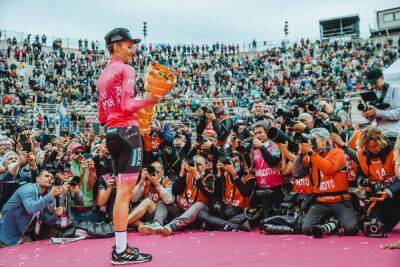 Австралиец Хиндли стал победителем Джиро д’Италия-2022