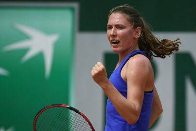 Александрова обыграла Боузкову в трёхчасовом поединке и вышла в четвертьфинал турнира в Мадриде