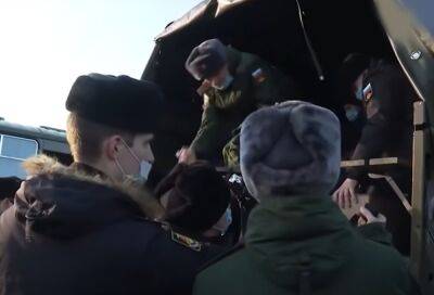"Хотят устроить Голодомор": оккупанты целенаправленно уничтожают все продукты на Донбассе