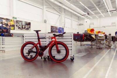 Red Bull и BMC создали самый быстрый велосипед