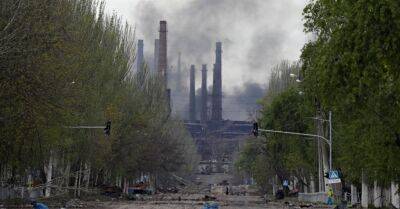 Российские войска возобновили удары по заводу "Азовсталь" в Мариуполе