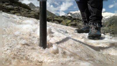 Австрийские гляциологи останутся без работы: в стране растают все ледники