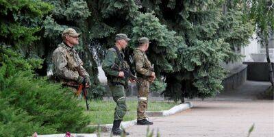 Держат в «заложниках». Семьям воюющих в Украине оккупантов запретили покидать территорию России — разведка