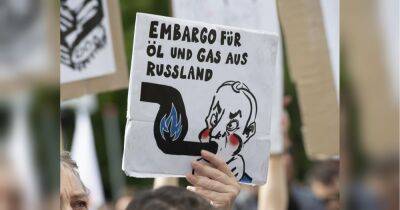 Лідерам ЄС вдалося погодити ембарго на російську нафту: про що домовилися у Брюсселі