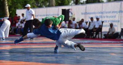 Таджикские борцы привезли 6 наград с первого чемпионата мира по борьбе на поясах в Узбекистане