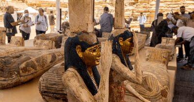 Сокровища из прошлого. В Египте обнаружили тайник с саркофагами и статуями (фото) - focus.ua - Украина - Египет - Франция - Мемфис