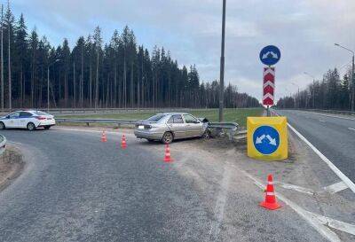 Водитель легковушки пострадал в ДТП на трассе М10 в Тверской области